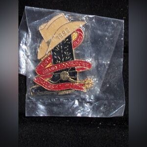 New BPOE ELks 128th Grand Lodge Convention Dallas Ft. Worth 1992 Lapel Pin